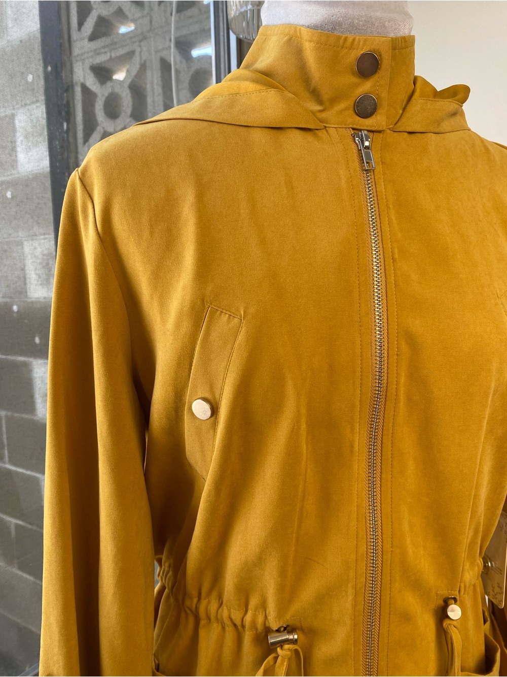 Sweet Wanderer NWT Hooded Utility Anorak Jacket in Mustard, Size L - Picture 7 of 12